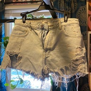 High wasted distressed forever 21 jean shorts